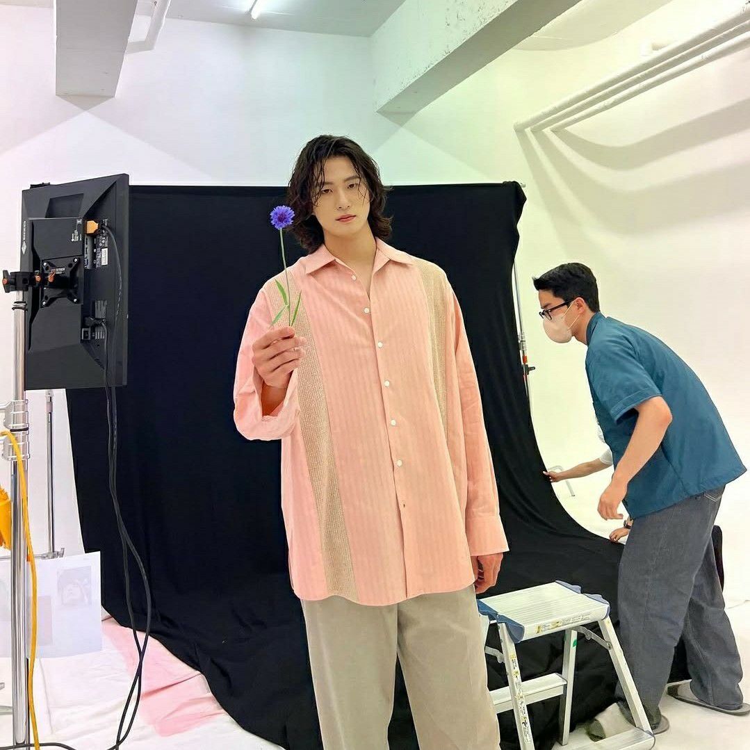 Recent activity shot of Shin Seungho
