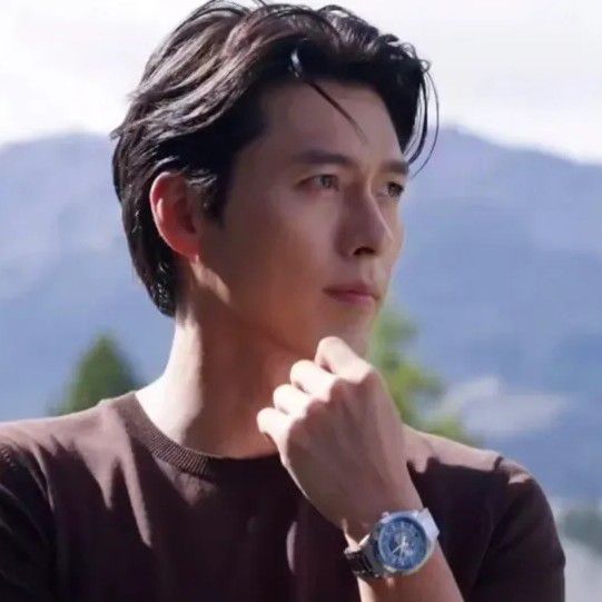 현빈의 최신 사진