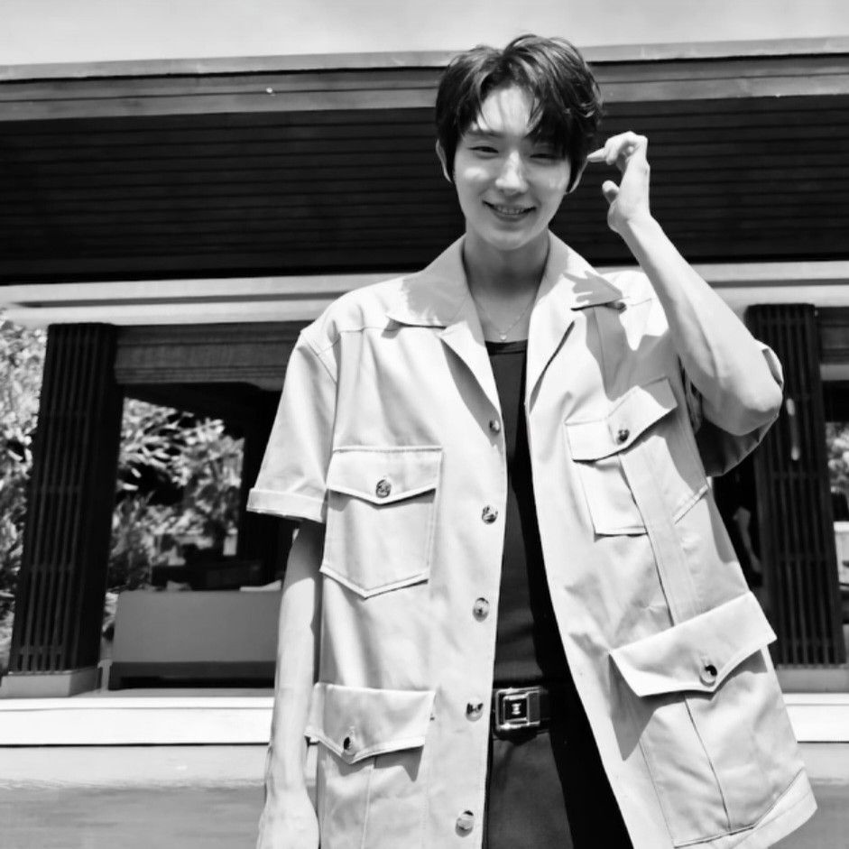 Recent activity shot of Lee Joongi