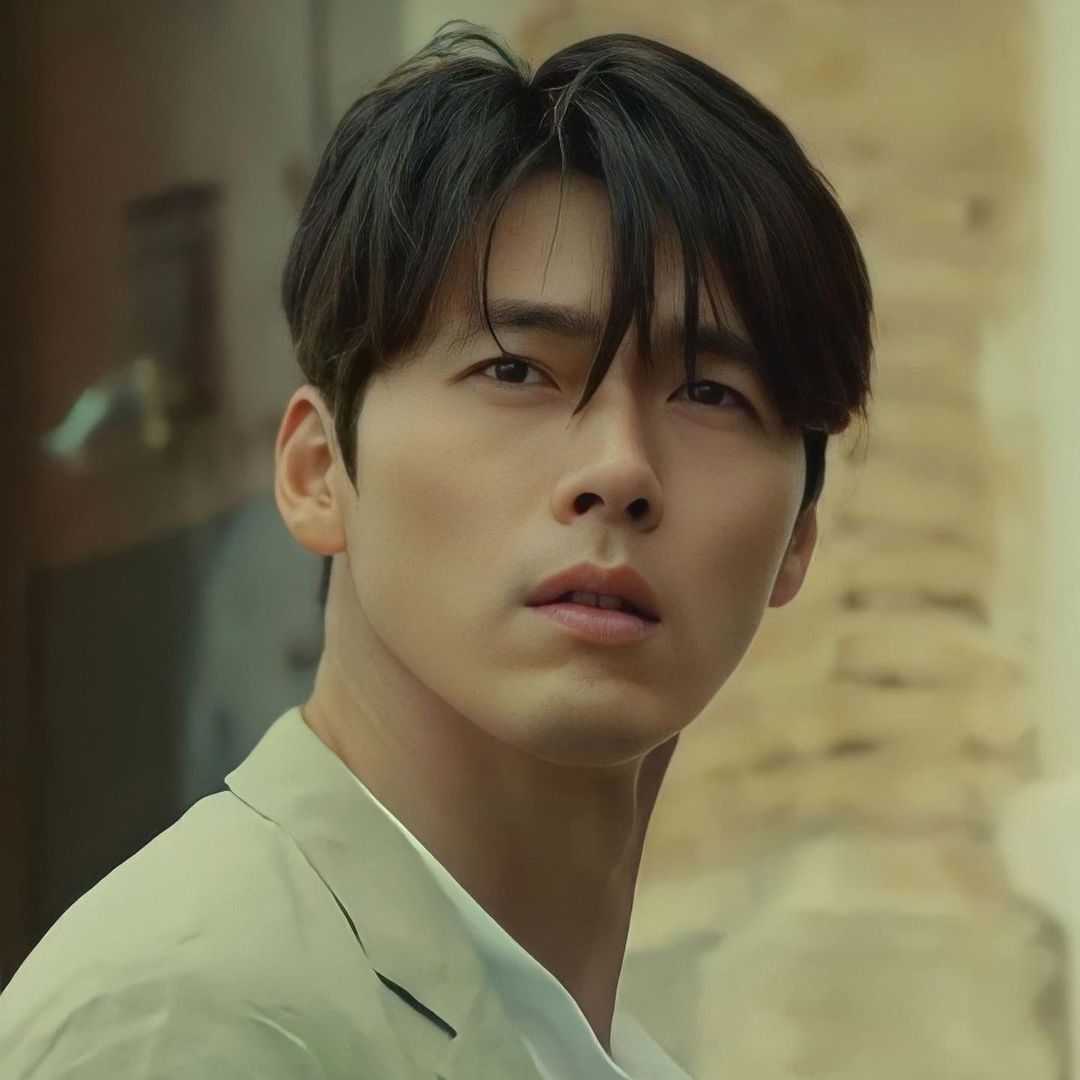 Foto terbaru dari Hyun Bin