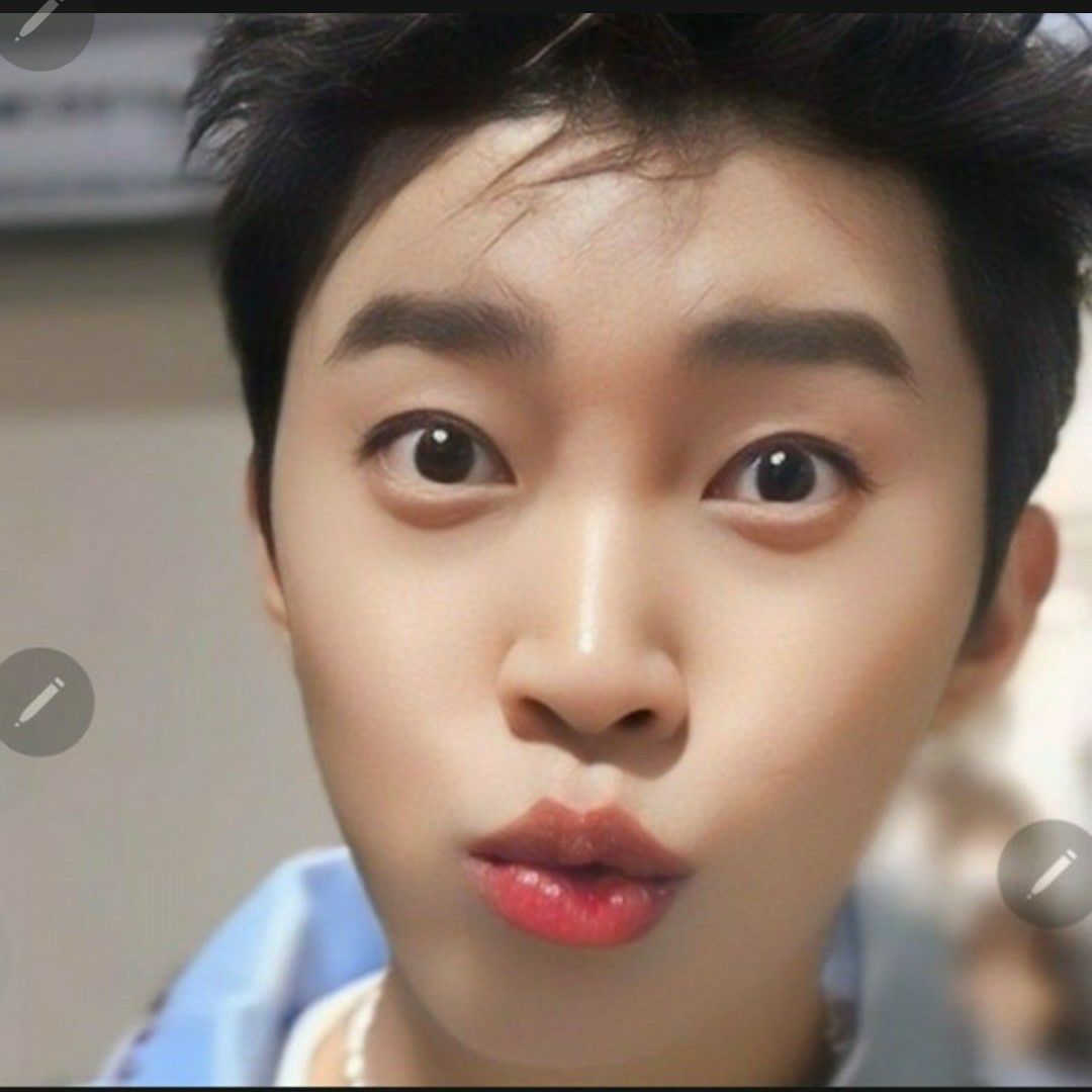 イム・ヨンウンの最近の活動ショット