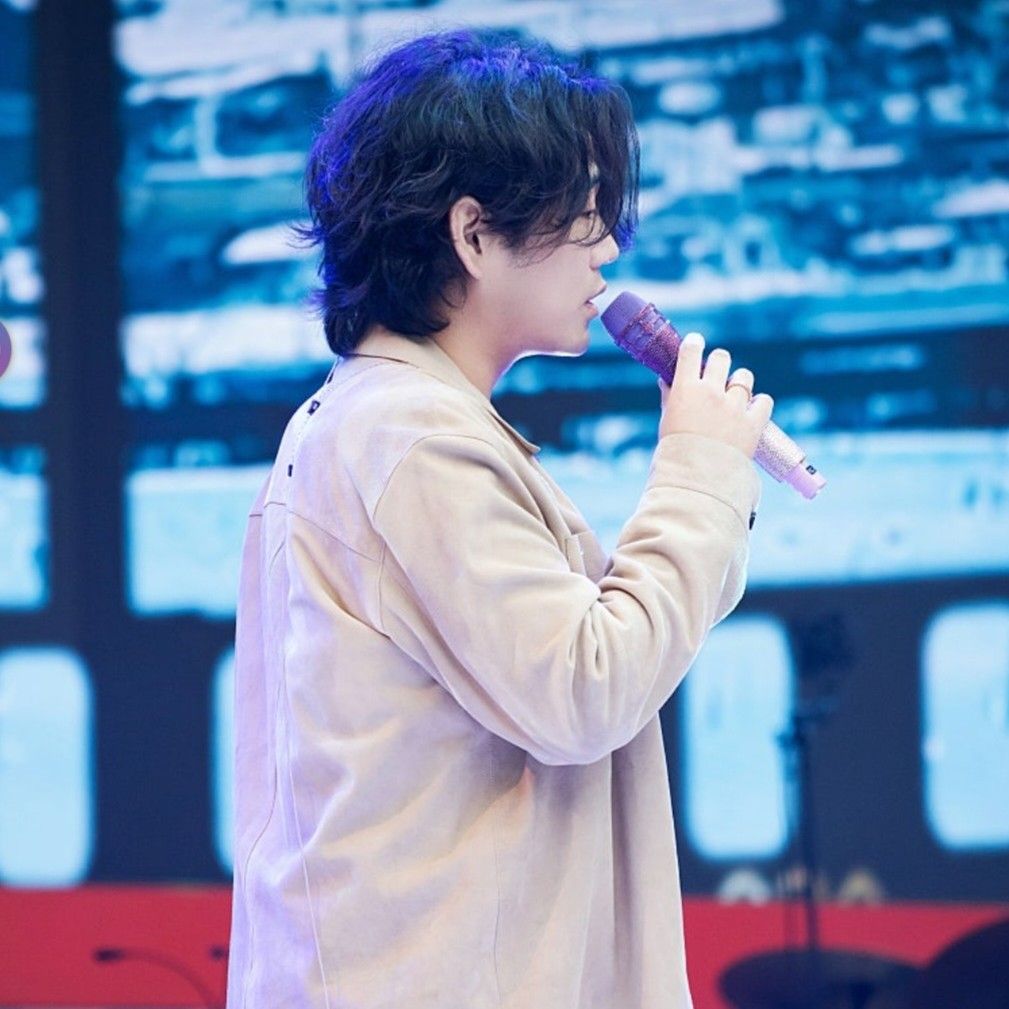 Latest photo of Hwang Youngwoong