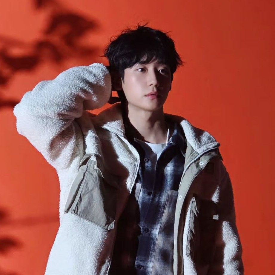 Behind-the-scenes cut of Jung Haein