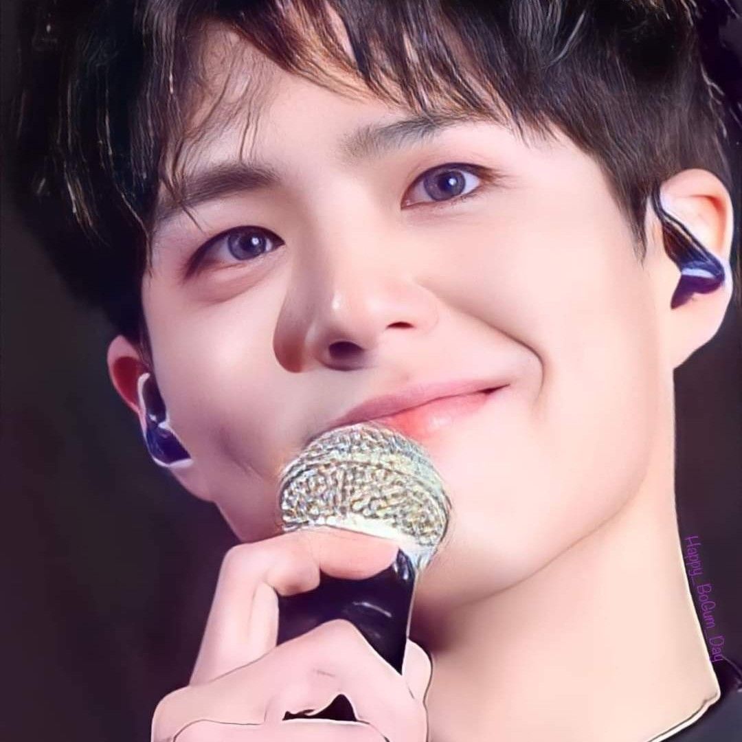 Recent activity shot of Park Bogum