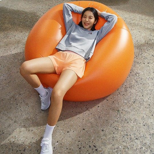 A moment captured by a fan of Seol Inah