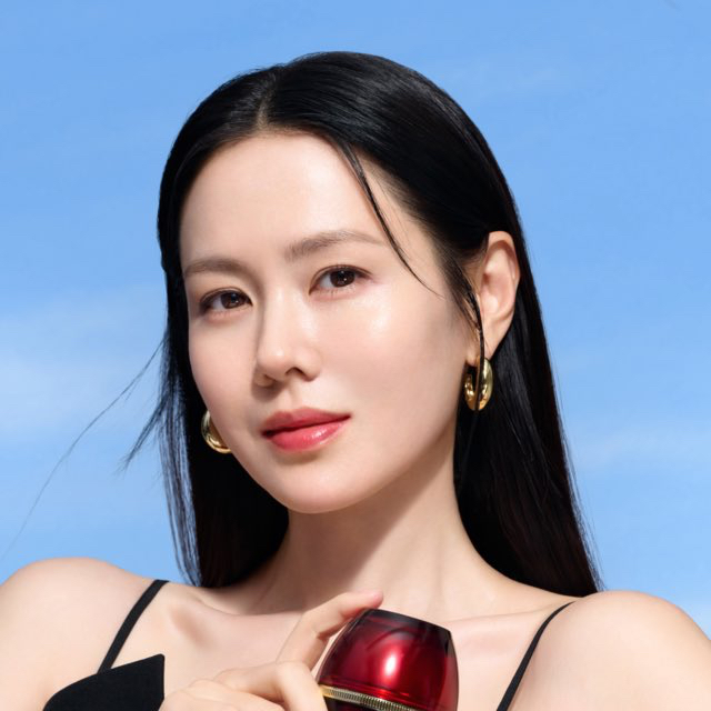 Behind-the-scenes cut of Son Yejin