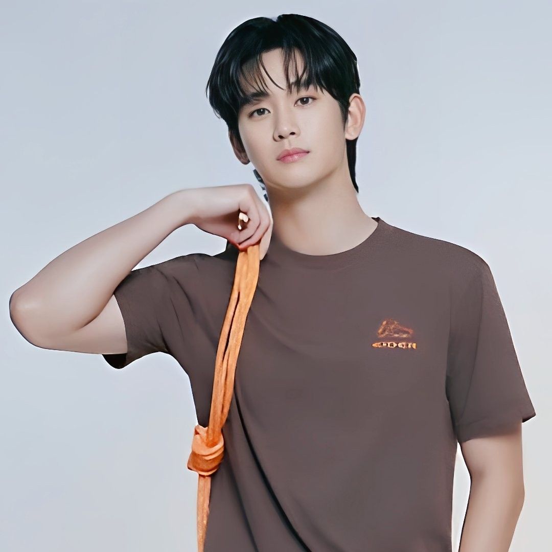 Cuplikan di balik layar dari Kim Soohyun