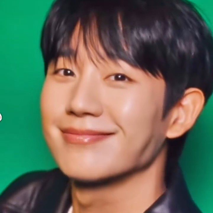 Recent activity shot of Jung Haein