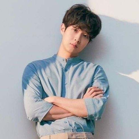Behind-the-scenes cut of Choi Wooshik