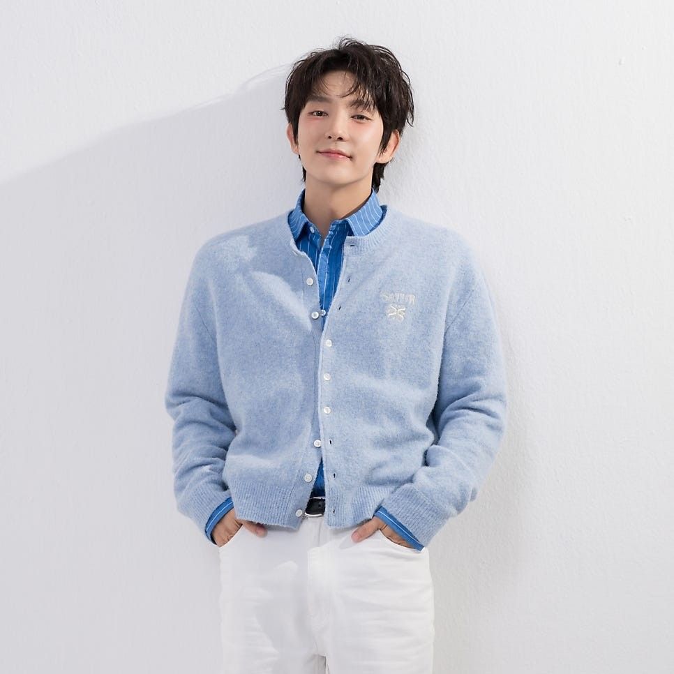 A moment captured by a fan of Lee Joongi