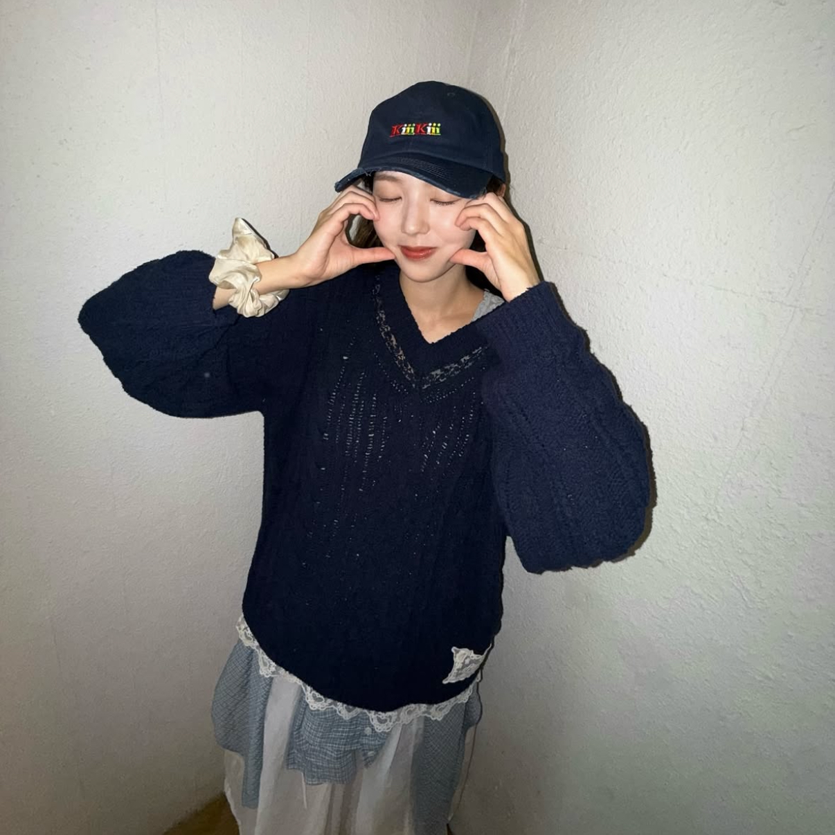 Behind-the-scenes cut of Chae Subin