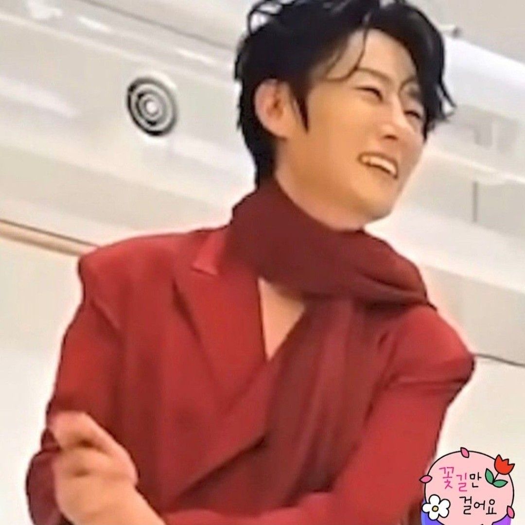 A moment captured by a fan of Kang Moonkyung