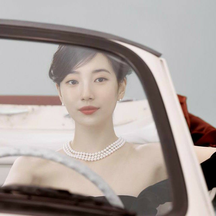 Latest photo of Bae Suzy
