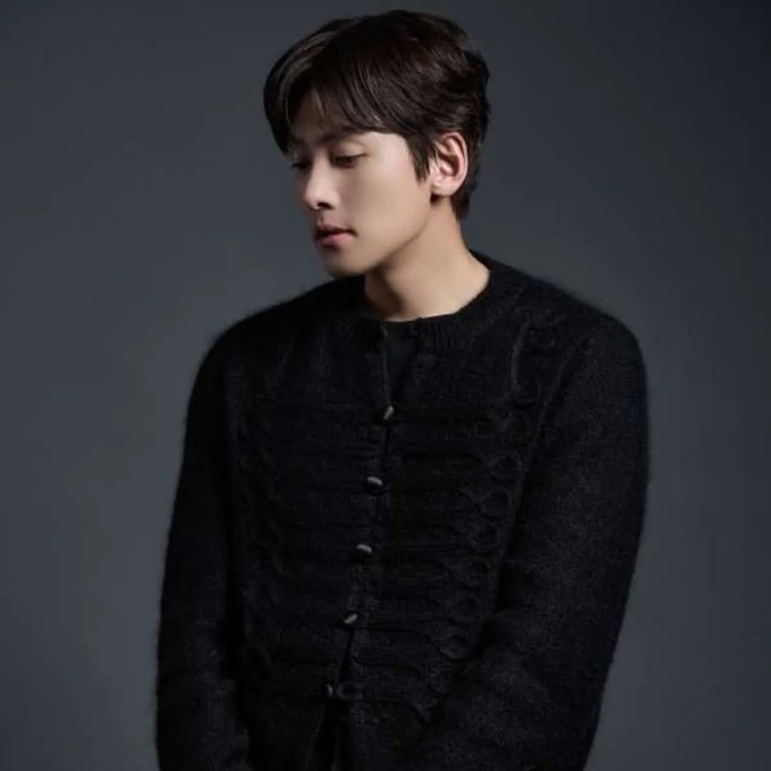 지창욱의 최신 사진