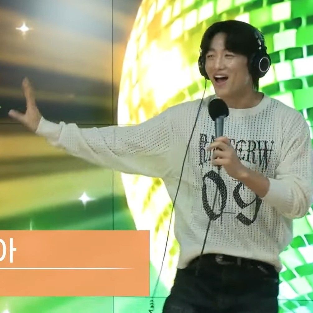 Latest photo of Shin Seungtae