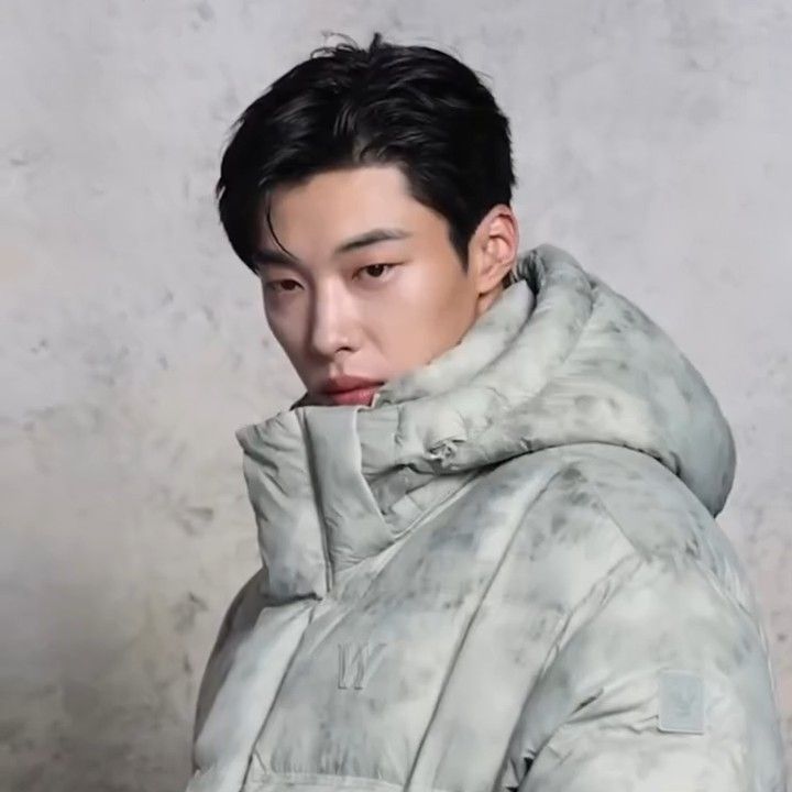 Recent activity shot of Woo Dohwan
