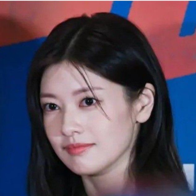 Recent activity shot of Jung Somin