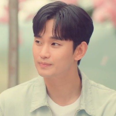 Behind-the-scenes cut of Kim Soohyun