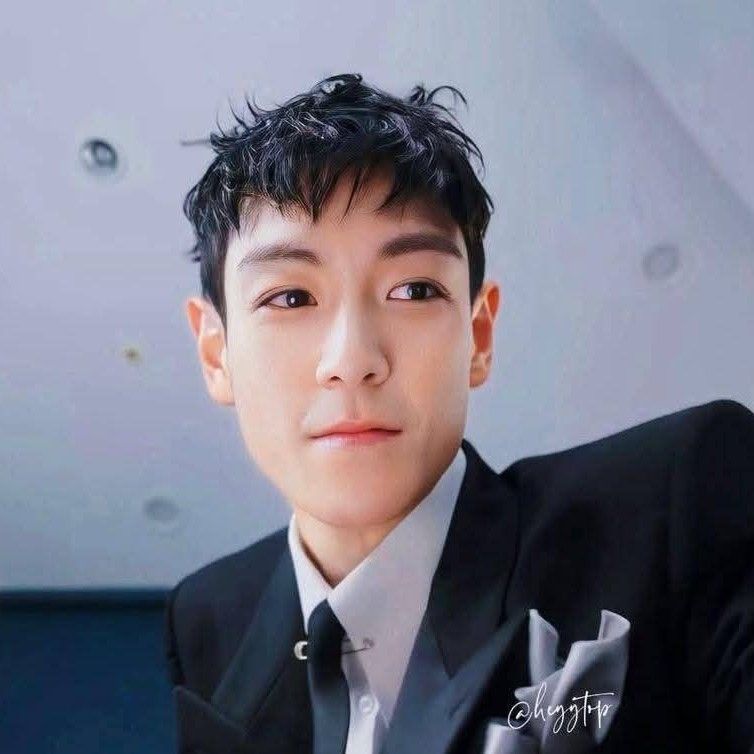 Behind-the-scenes cut of T.O.P