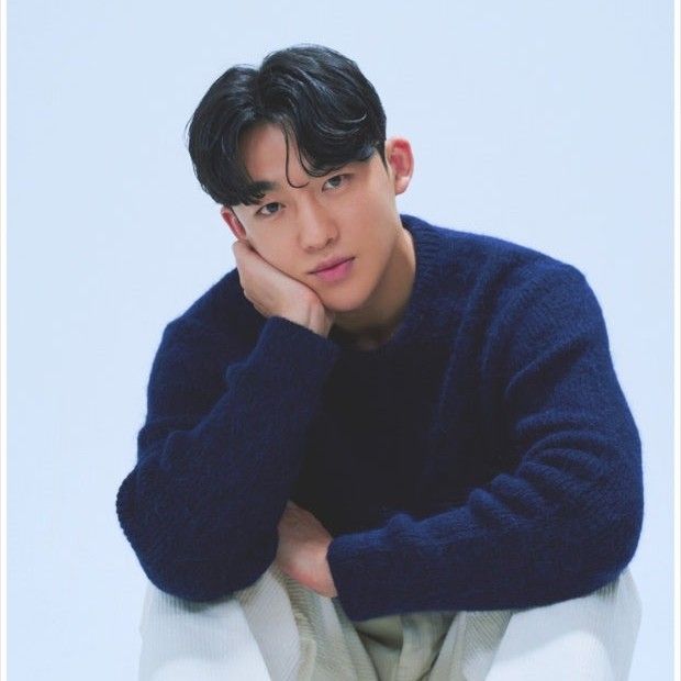 Behind-the-scenes cut of Shin Seungtae