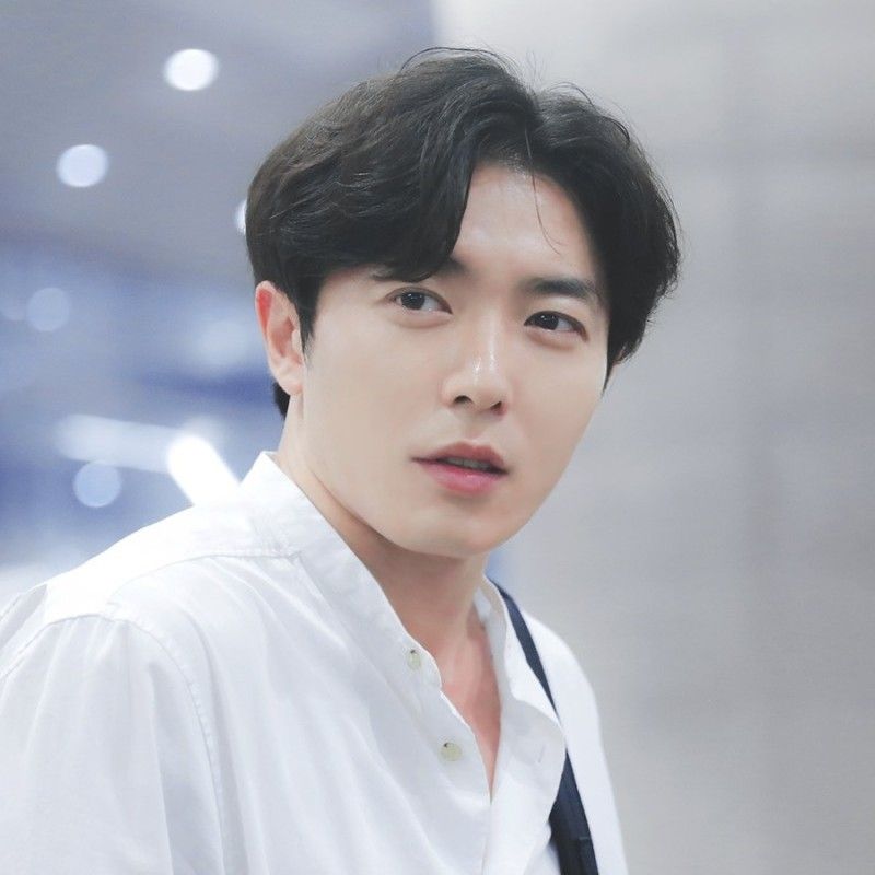 A moment captured by a fan of Kim Jaewook