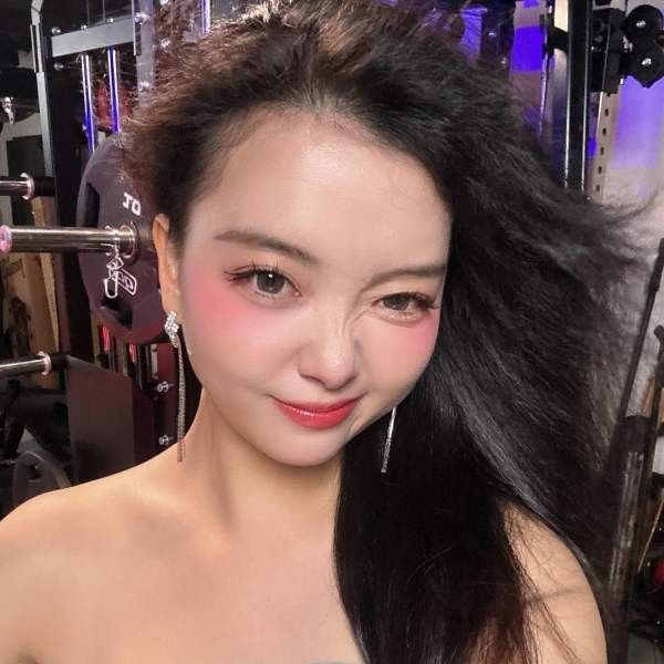Recent activity shot of YOYOMI
