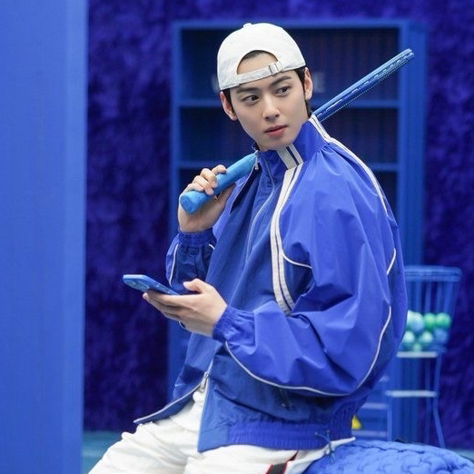 Latest photo of Cha Eunwoo