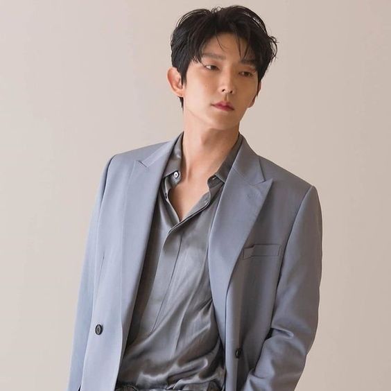 Latest photo of Lee Joongi