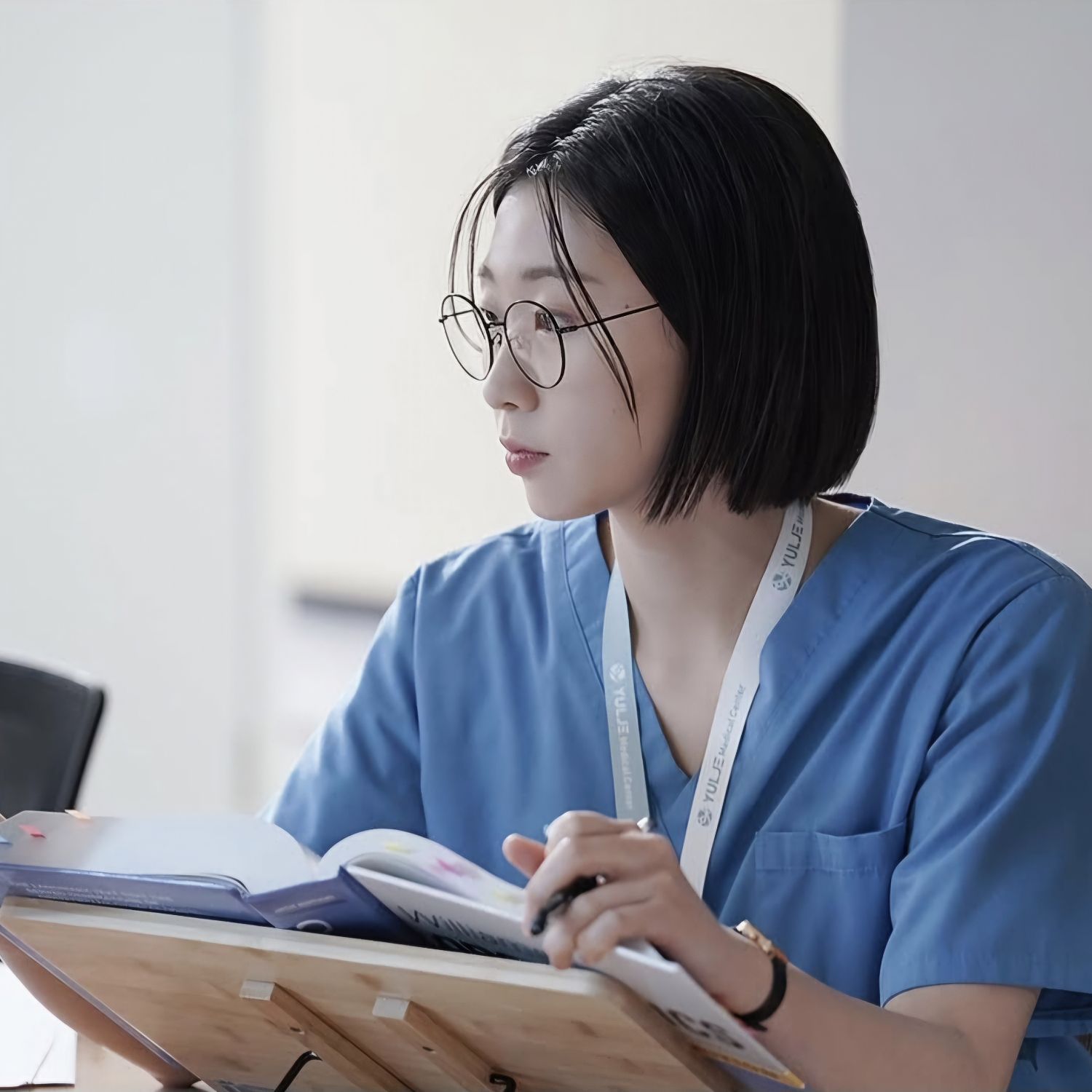 Latest photo of Han Yeji