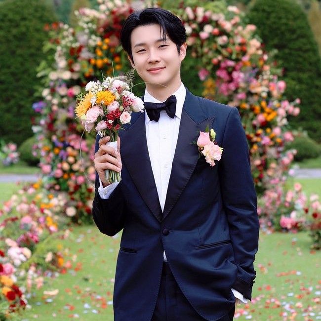 Behind-the-scenes cut of Choi Wooshik