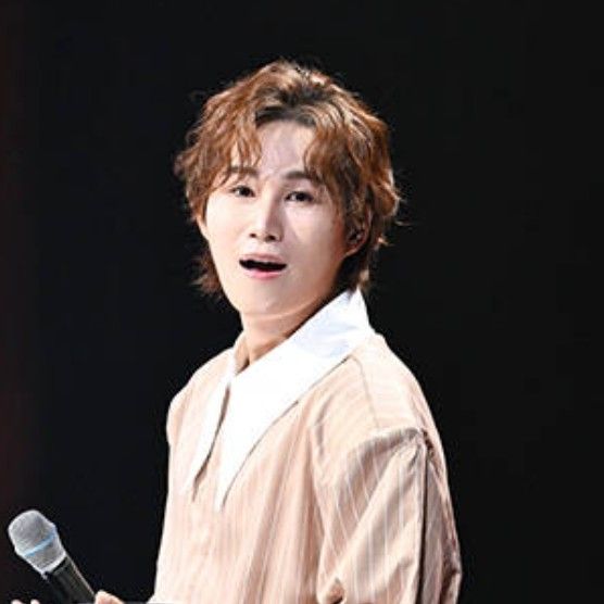 A moment captured by a fan of Kim Heejae