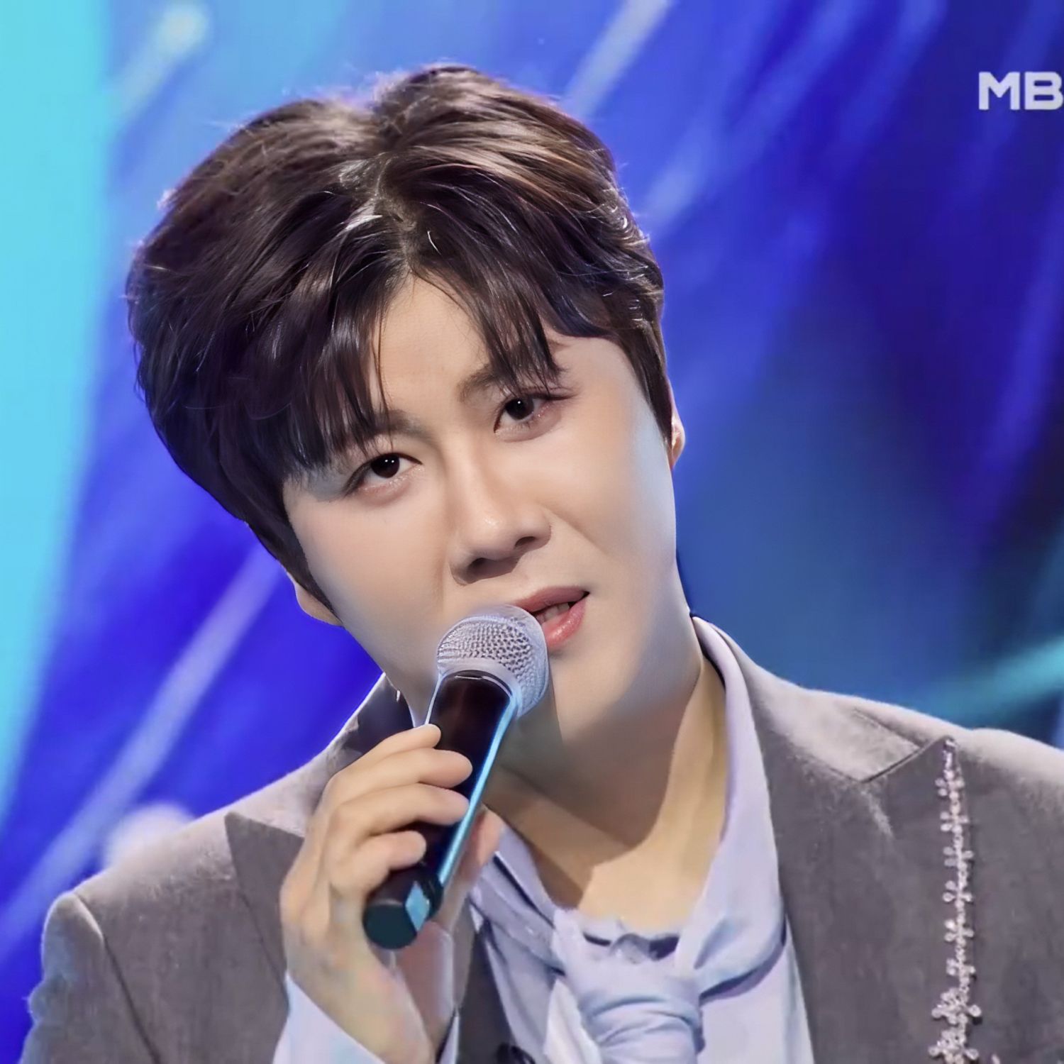 Behind-the-scenes cut of Jin Haesung