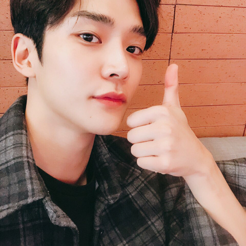 로운 팬이 찍은 순간