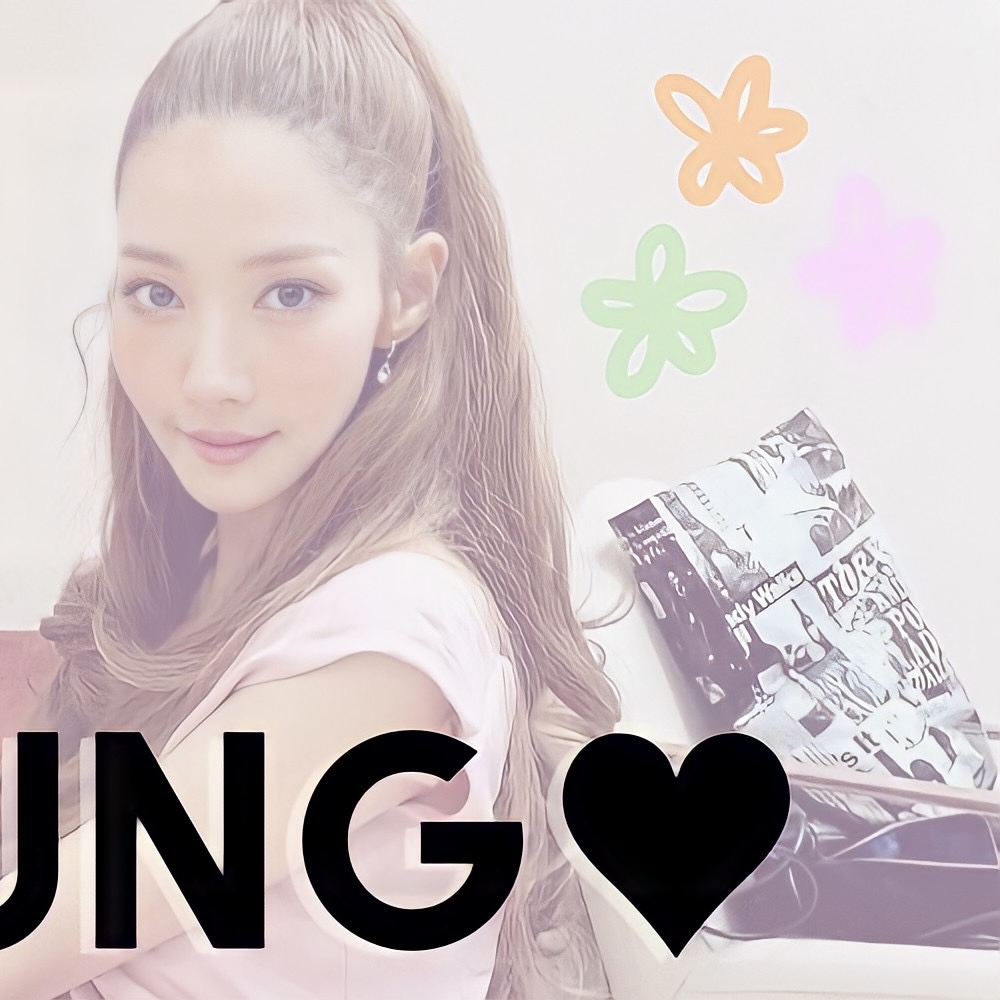 A moment captured by a fan of Park Minyoung
