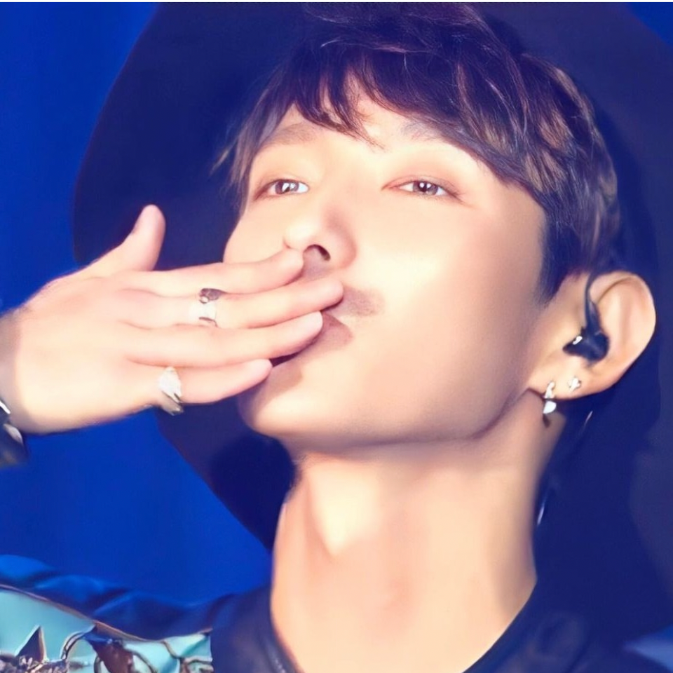 Latest photo of Lee Joongi