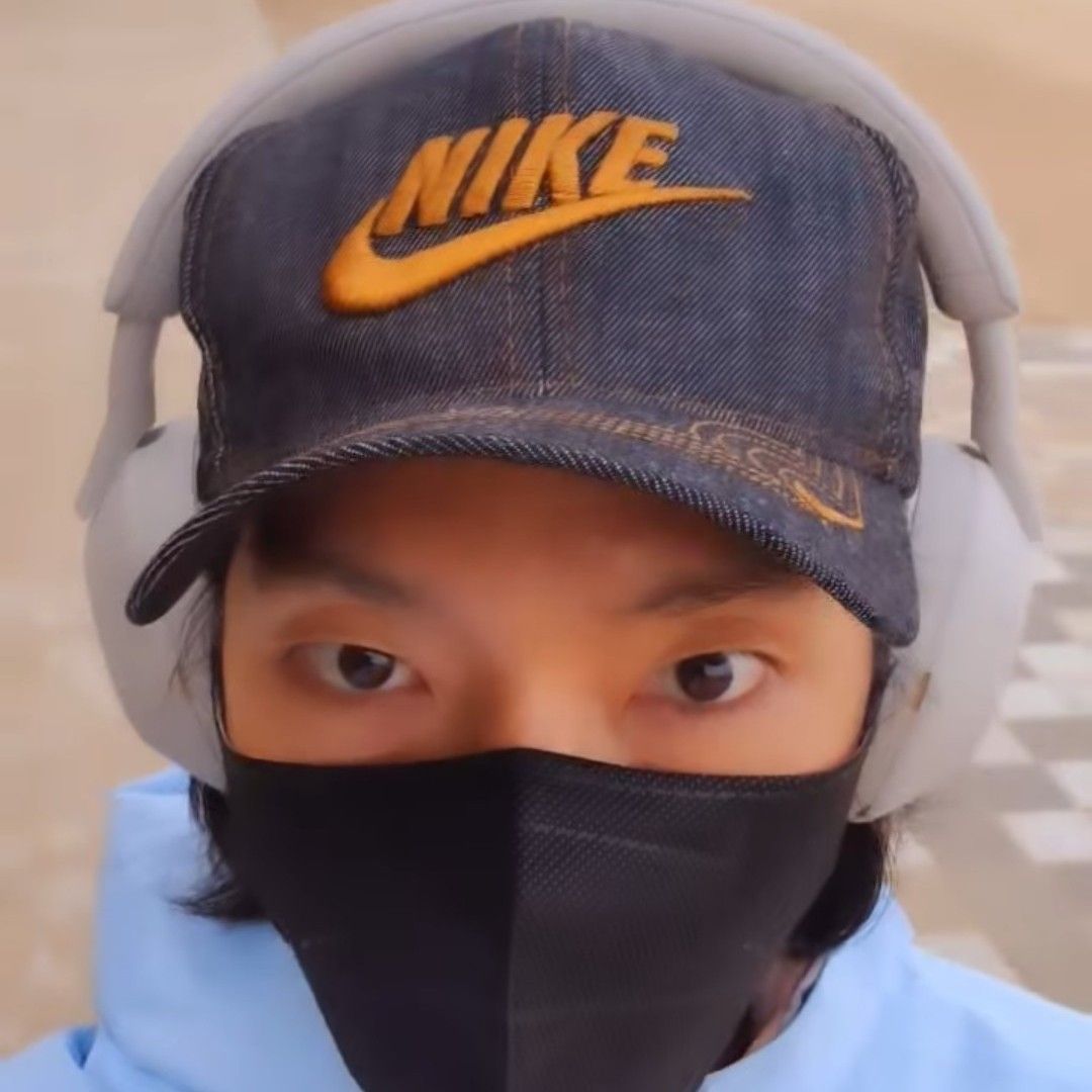 Latest photo of Lee Joongi