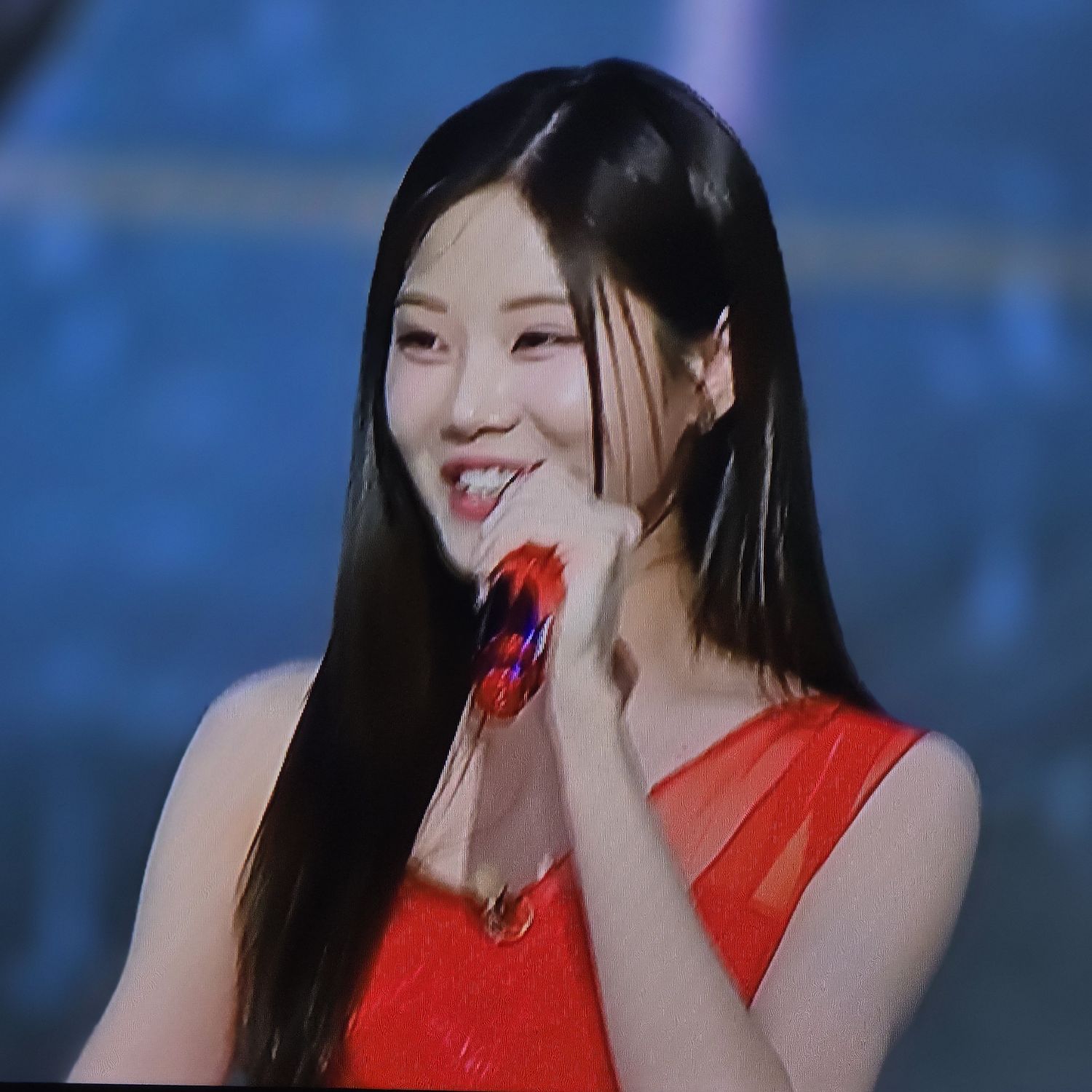 A moment captured by a fan of Bae Ahyeon