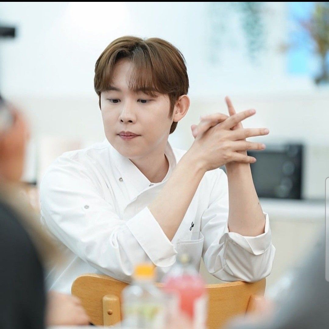 Latest photo of Jinuk