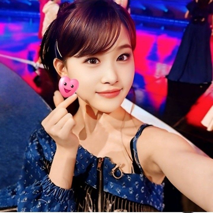 Recent activity shot of Kim Dahyun