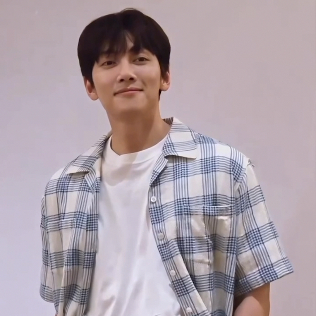 Latest photo of Ji Changwook