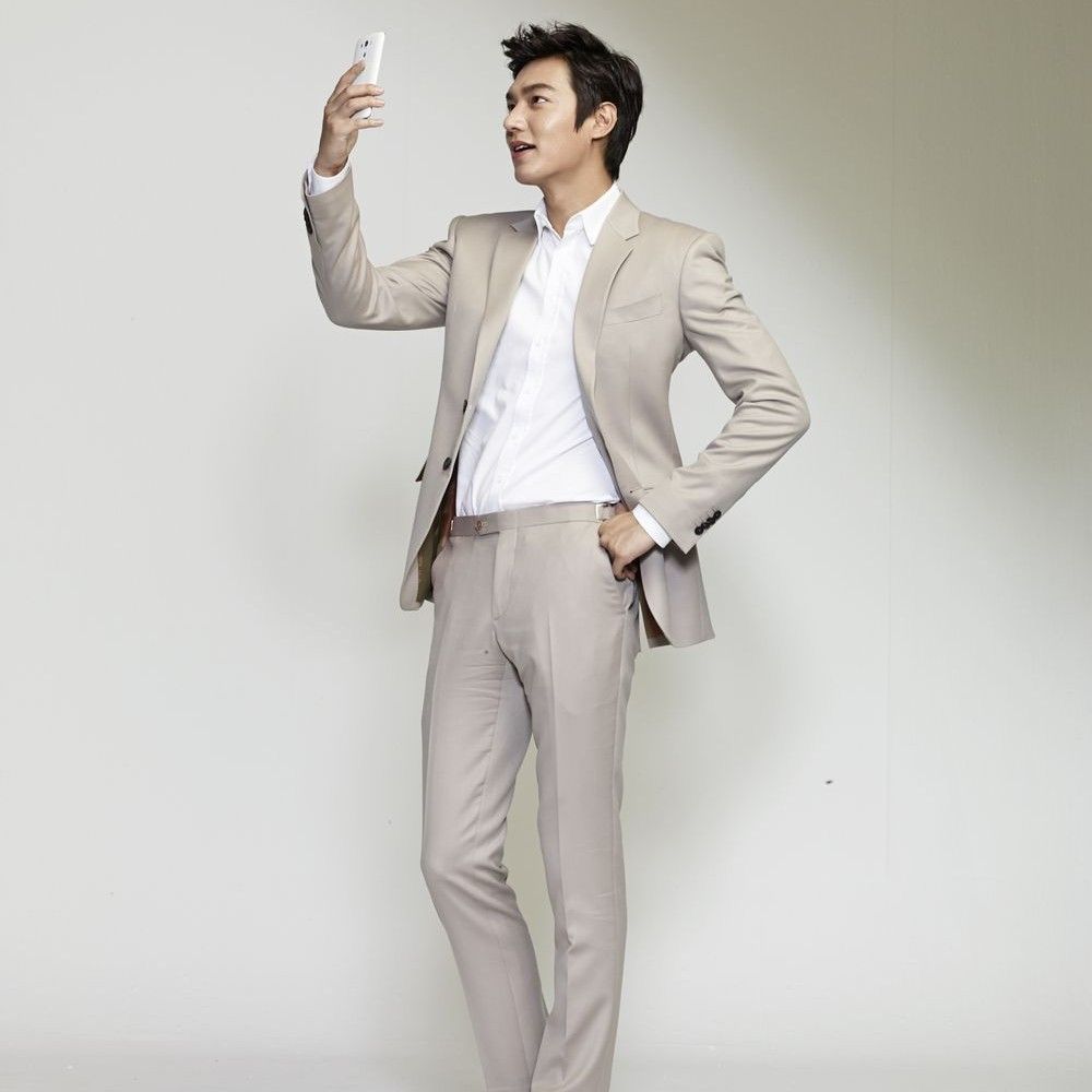 Recent activity shot of Lee Minho