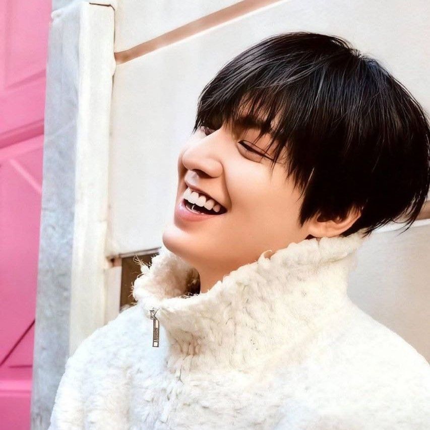 Momen yang diabadikan oleh penggemar Lee Minho