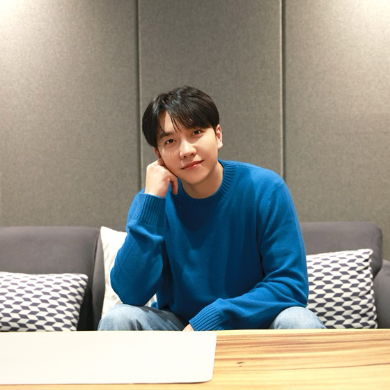A moment captured by a fan of Lee Seunggi