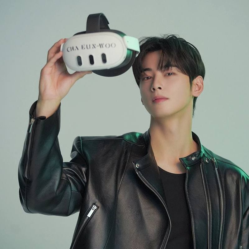 Latest photo of Cha Eunwoo