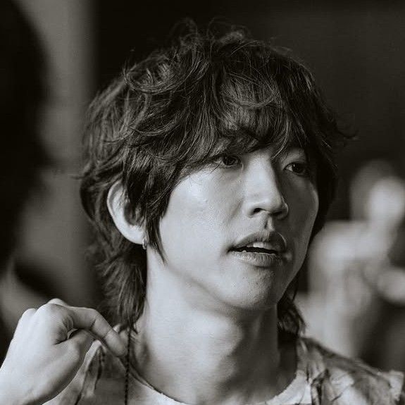 Recent activity shot of Lee Seungyoon