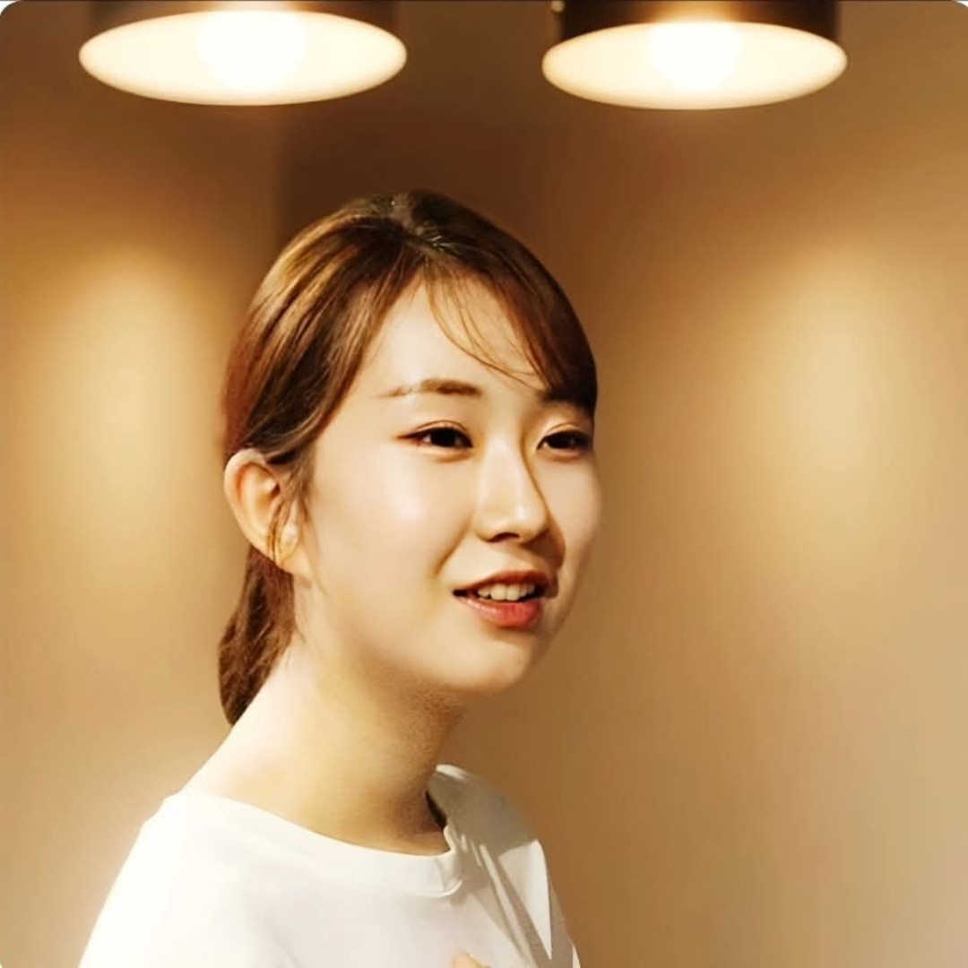 A moment captured by a fan of Jeon Yujin