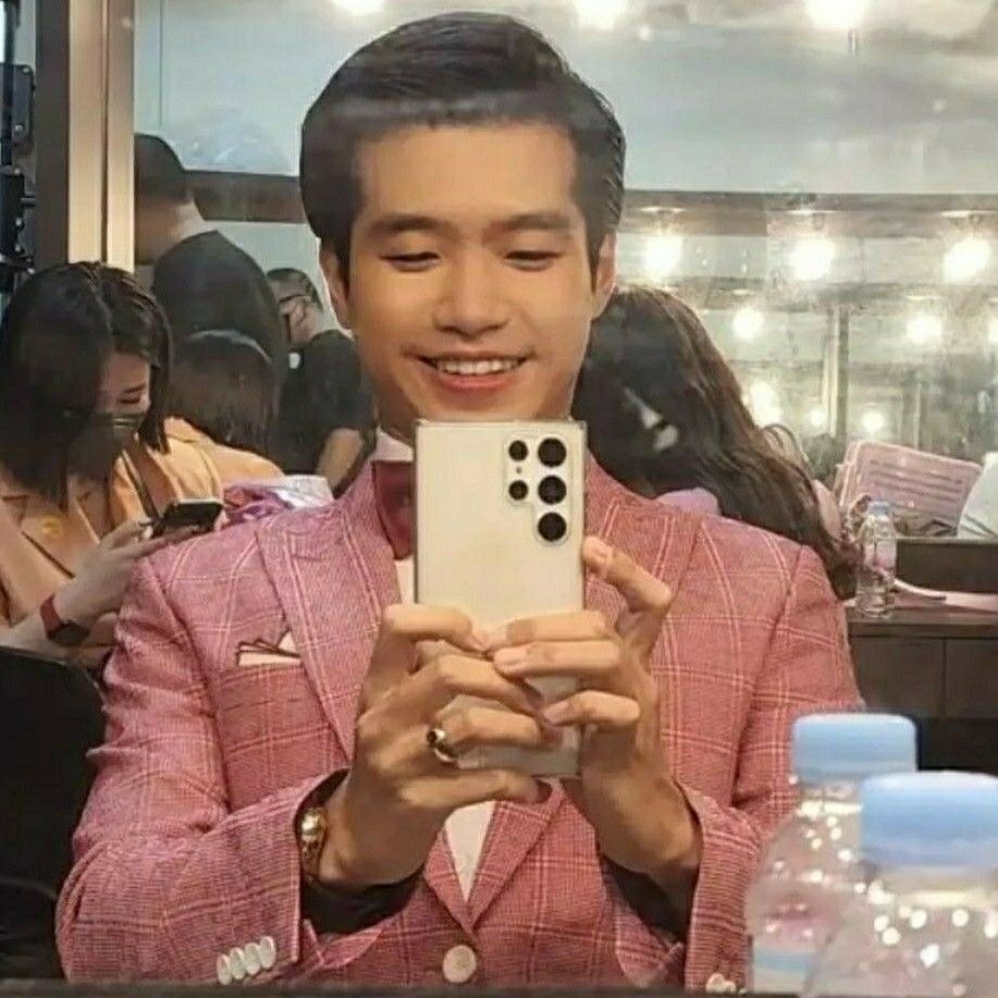 Recent activity shot of Jo Myungsup