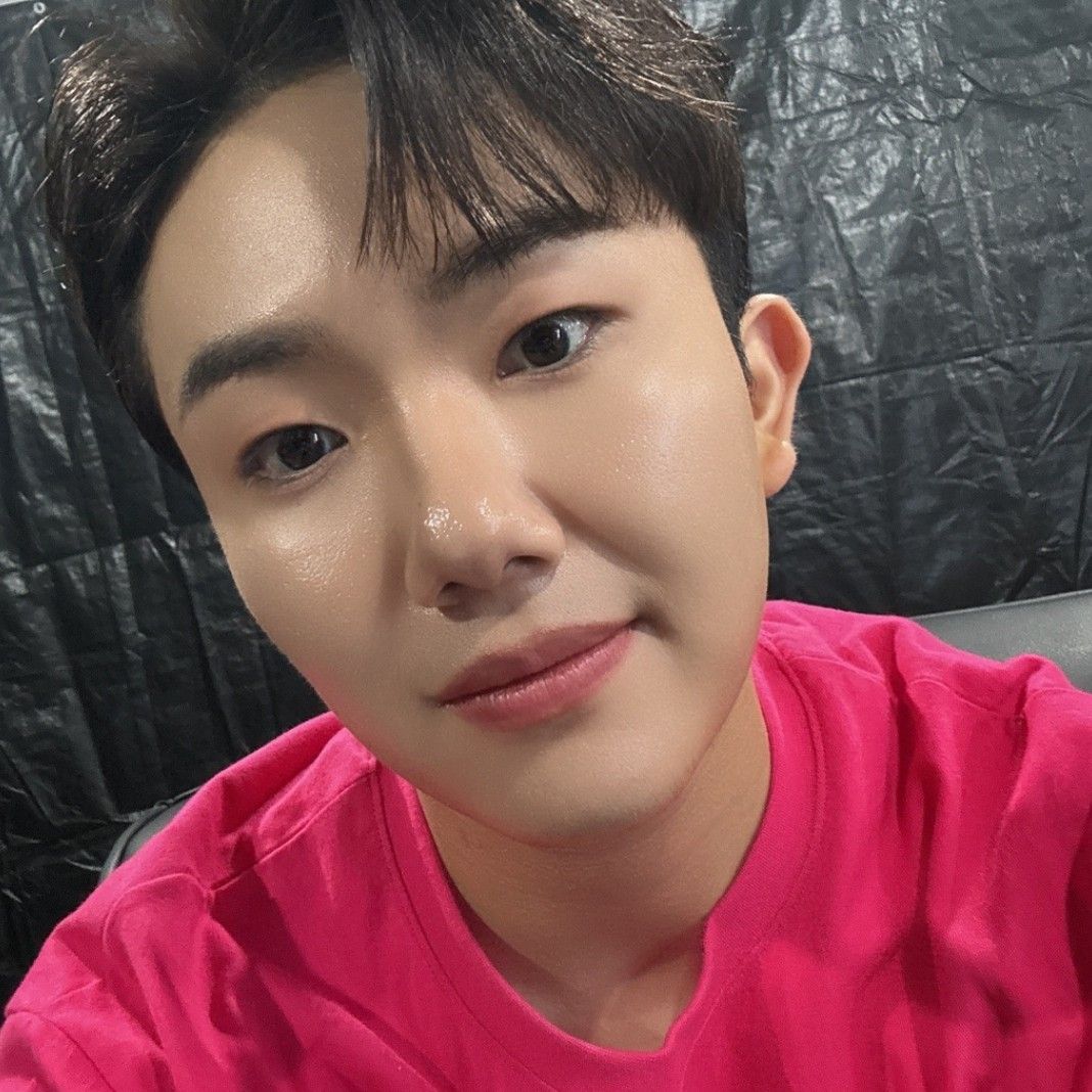 Foto kegiatan terbaru dari Nam Seungmin