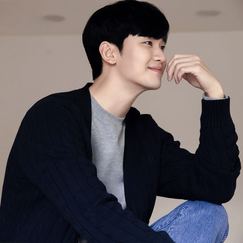 A moment captured by a fan of Kim Soohyun