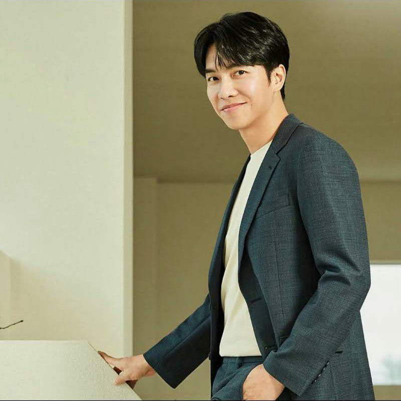 Momen yang diabadikan oleh penggemar Lee Seunggi